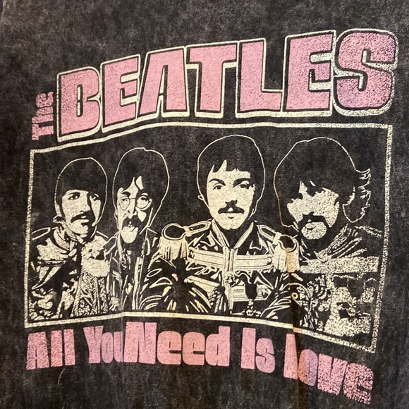 ⭐️ The Beatles All You Need is Love T-Shirt Tee Mens Medium Acid Wash - Picture 4 of 8